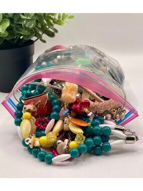 2+lb Quart Size Bag of Broken Jewelry for Crafting - POOR Condition -1